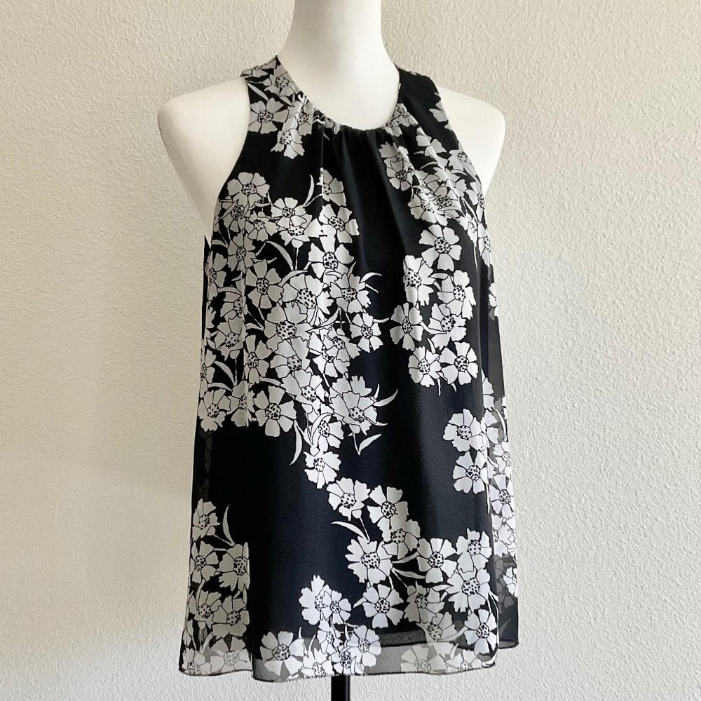 VINCE CAMUTO Sleeveless Top Size Small